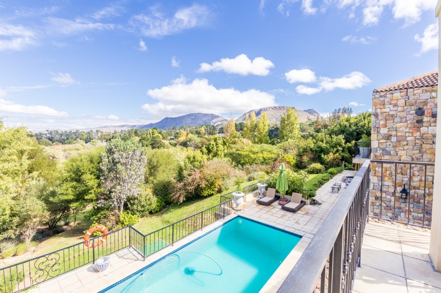 To Let 7 Bedroom Property for Rent in Constantia Western Cape